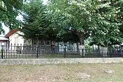 Șotrile town hall