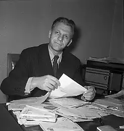 Smirnov, 1956