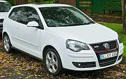 Front-three-quarter view of a three-door car with a two-box body style fitted with alloy wheels, a sunroof, and fog lamps.