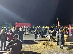 Occitan farmers from the Rural coordination [fr] on a road blockage on 24 January 2024.