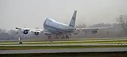 Air Force One landing at MBS (2004)