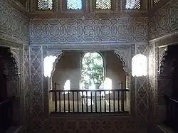Upper level and decoration of the changing room
