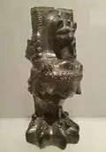 Claw foot