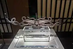 Bronze screen parts