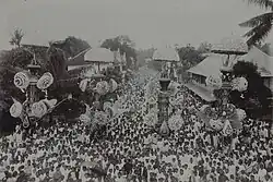 1915 or 1935