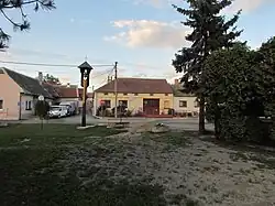 Centre of Láz