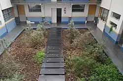 The winter garden.