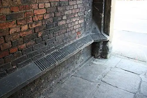 in the Coach and Horses Passage in Newark-on-Trent