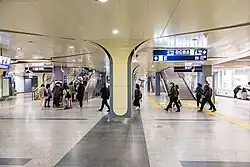 Line 13 concourse