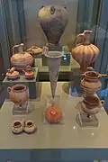 Ceramic finds from chamber tombs 10 and 11 at Aidonia