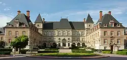 The Maison internationale of the Cité universitaire.