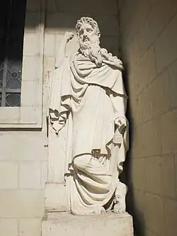 Statue.