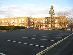 Halsted Street Middle School (Public, Grades 6–8)