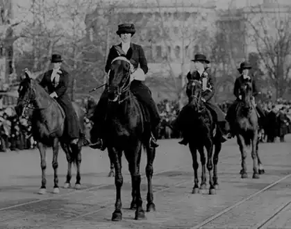 Divided skirts, 1913