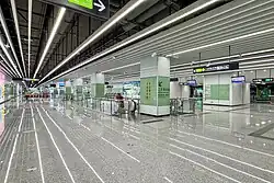 Line 12 concourse