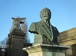 Jesse Boot bust