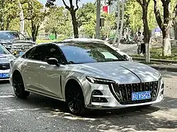 Hongqi H6