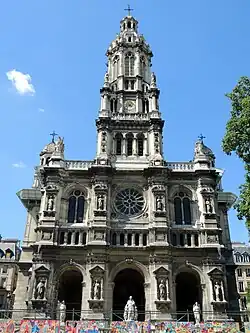 The façade