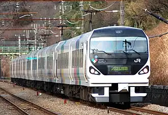 An E257 series EMU on an Azusa service in January 2008