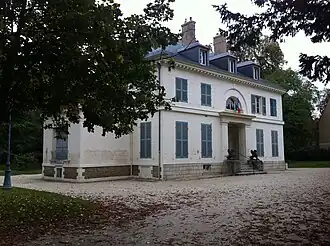 The town hall in Seine-Port