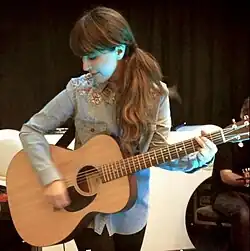 Mai Meneses (2013)
