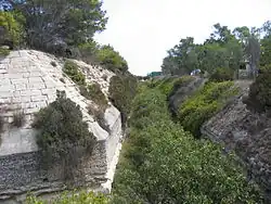 Scarp and ditch