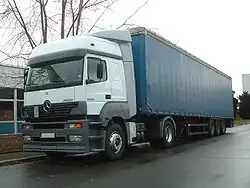 A pre-facelift Axor