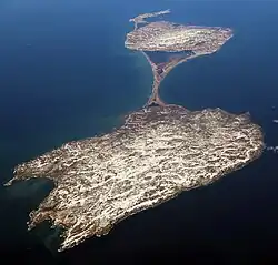 Snowcovered isthmus