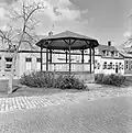 Bandstand (1984)