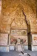 Niche with fountain in the main hall