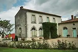 The Petrus country house.