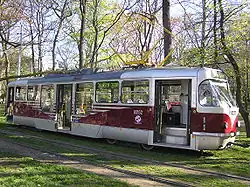 A low-floor T3