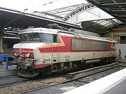 Locomotive BB 15000 in&nbsp;TEE Grand Confort livree