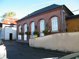 The town hall in Saint-Vaast-en-Chaussée