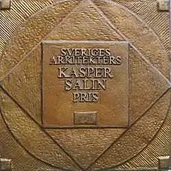 Plaque