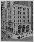 546 5th Avenue (appears to have been replaced in 1990 with a skyscraper)