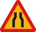 TP-17 Road narrows on both sides