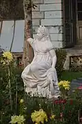Statue