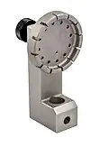 multiple button head grip for speedy tests on series
