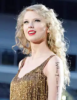 Taylor Swift performing live in June 2011 at Heinz Field, Pittsburgh
