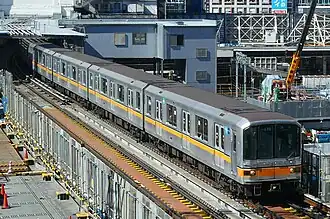 A Ginza Line 01 series EMU