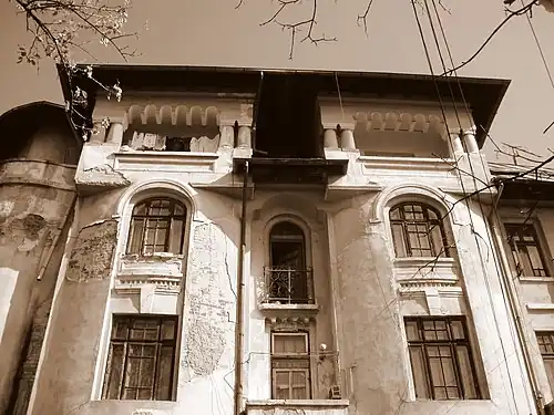 Toboc building.