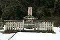 Grave of 2nd daimyō, Ikeda Tsunakiyo