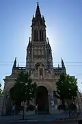 Entrance view from Avenue du Général-Leclerc.
