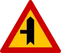 K-28α Junction with a side-road from the left