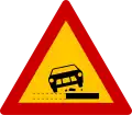 K-38α Dangerous verges on the left