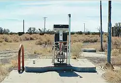 Old gas pump on US 66
