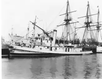 USS&nbsp;Mohave, docked near USS&nbsp;Bridgeport and USS&nbsp;Constitution(r), c. 1924