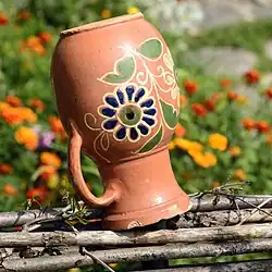 Opishnia vase