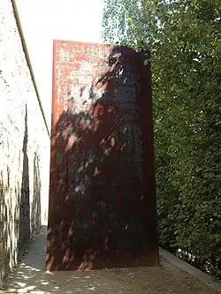Richard Serra,, Walking is measuring